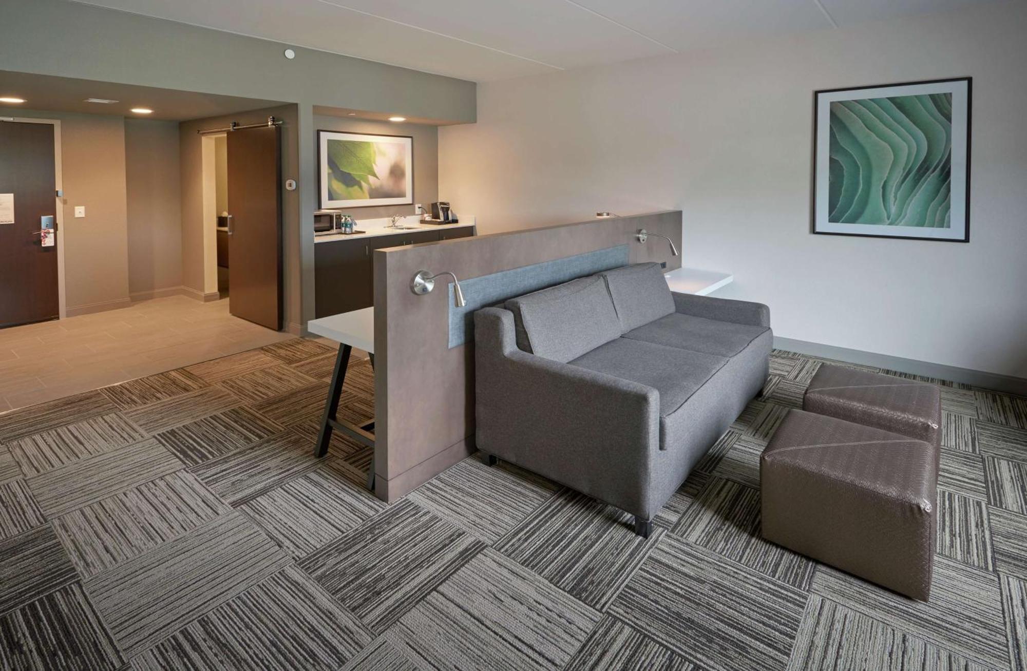 Hilton Garden Inn Corning Downtown Dış mekan fotoğraf